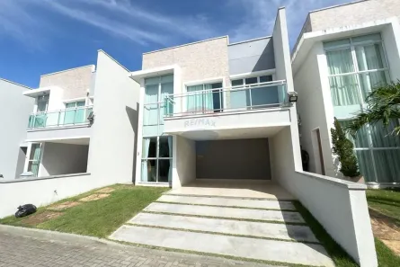 Casa de Condomínio com 3 Quartos à venda, 182m² no Sapiranga-Coité, Fortaleza