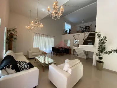 Casa de Condomínio com 3 Quartos à venda, 263m² no Sapê, Niterói