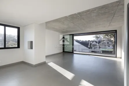 Apartamento com 3 Quartos à venda, 130m² no Hugo Lange, Curitiba