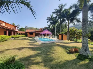Fazenda/Sítio com 8 Quartos à venda, 650m² no , Santa Branca