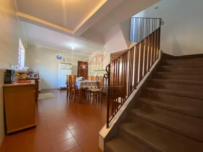 Sobrado com 3 Quartos à venda, 177m² no Cerâmica, São Caetano do Sul
