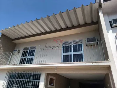 Casa de Condomínio com 3 Quartos à venda, 220m² no Taquara, Rio de Janeiro