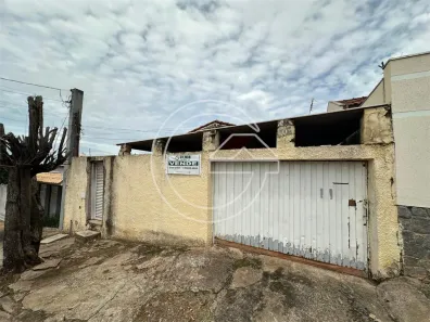 Casa com 3 Quartos à venda, 150m² no Centro, Marília