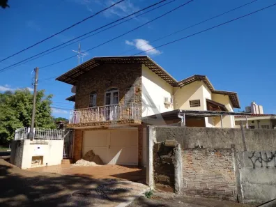 Casa com 3 Quartos à venda, 186m² no Jardim Chapadão, Campinas