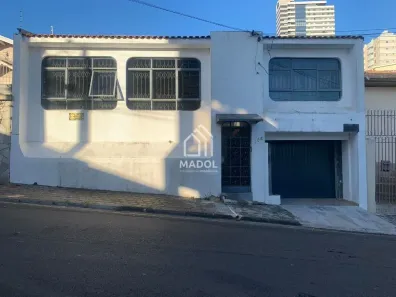 Imóvel Comercial com 4 Quartos à venda, 403m² no Centro, Ponta Grossa