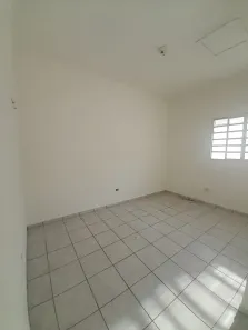 Casa com 1 Quarto para alugar, 35m² no Parque Peruche, São Paulo