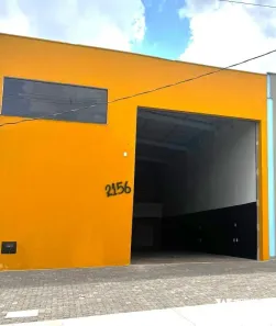 Galpão/Depósito/Armazém à venda, 200m² no Parque das Gameleiras, Uberaba