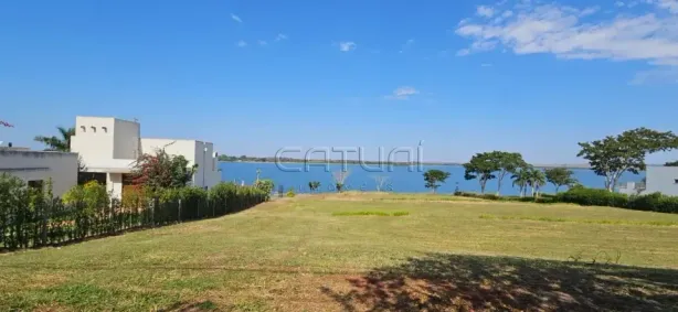 Lote/Terreno com 1 Quarto à venda, 2140m² no , Primeiro de Maio