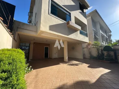 Imóvel Comercial com 6 Quartos para alugar, 250m² no Embaré, Santos
