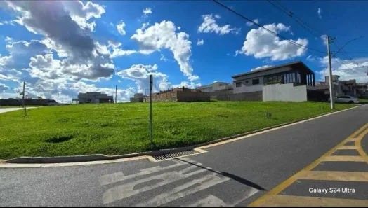 Lote/Terreno à venda, 390m² no Jardins Nápoles, Senador Canedo