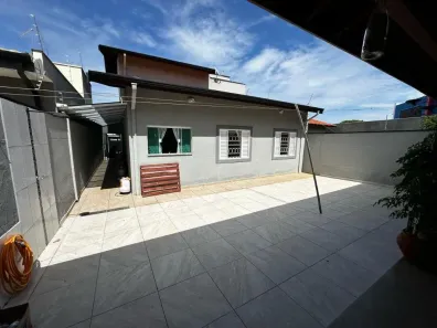 Casa com 4 Quartos à venda, 237m² no Jardim Europa, Jaguariúna
