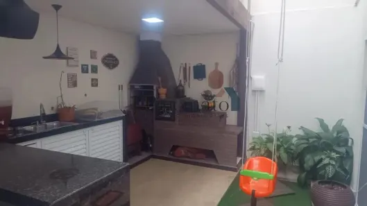 Sobrado com 3 Quartos à venda, 135m² no Jardim Vale Verde, Jundiaí