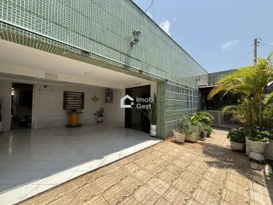 Casa com 4 Quartos à venda, 190m² no Lagoa Nova, Natal