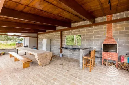 Fazenda/Sítio com 3 Quartos à venda, 350m² no , São José dos Pinhais