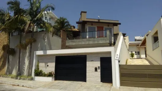 Casa com 3 Quartos à venda, 311m² no Jardim Europa, Poços de Caldas