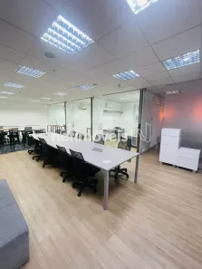 Sala Comercial para alugar, 150m² no Vila São Francisco (Zona Sul), São Paulo