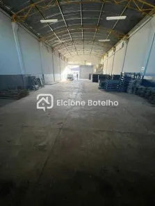 Galpão/Depósito/Armazém para alugar, 880m² no Presidente Roosevelt, Uberlândia