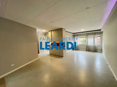 Sobrado com 4 Quartos à venda, 590m² no Granja Julieta, São Paulo