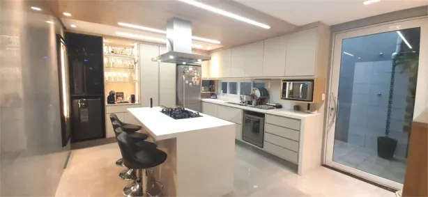 Sobrado com 3 Quartos para venda ou aluguel, 154m² no Vila Irmãos Arnoni, São Paulo