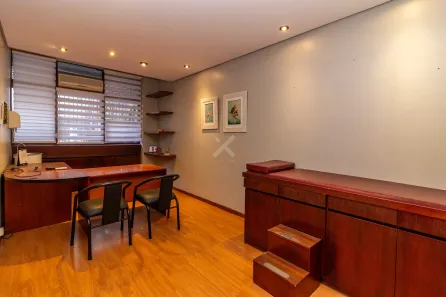 Sala Comercial à venda, 67m² no Auxiliadora, Porto Alegre