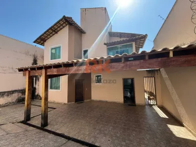 Casa com 3 Quartos à venda, 245m² no Santa Cruz, Belo Horizonte