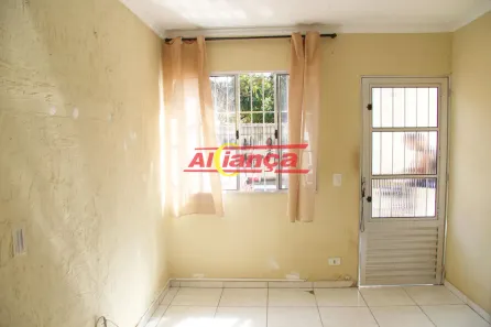 Casa com 2 Quartos para alugar, 42m² no Jardim Maria Dirce, Guarulhos