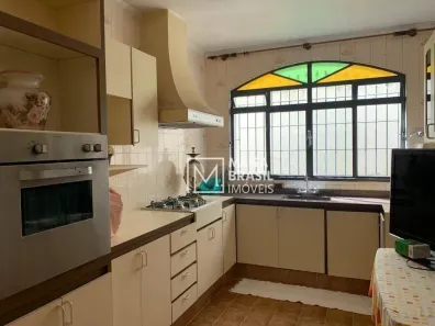 Sobrado com 4 Quartos à venda, 240m² no Vila Brasílio Machado, São Paulo