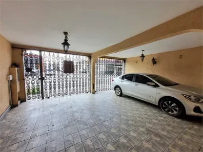 Imóvel Comercial com 3 Quartos à venda, 226m² no Jardim Ester Yolanda, São Paulo