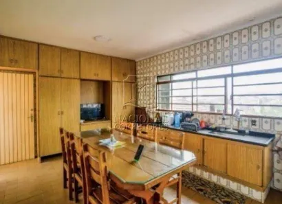 Casa com 3 Quartos à venda, 207m² no Vila Vitória, Santo André