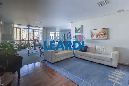Apartamento com 3 Quartos à venda, 210m² no Santa Cecília, São Paulo