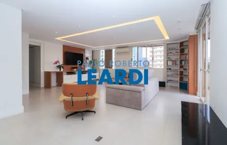Apartamento com 2 Quartos à venda, 204m² no Pinheiros, São Paulo