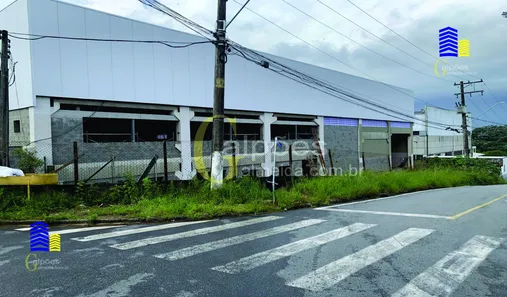 Galpão/Depósito/Armazém para alugar, 2200m² no Jardim da Glória, Cotia
