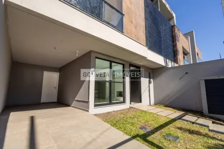 Sobrado com 3 Quartos à venda, 147m² no Água Verde, Curitiba