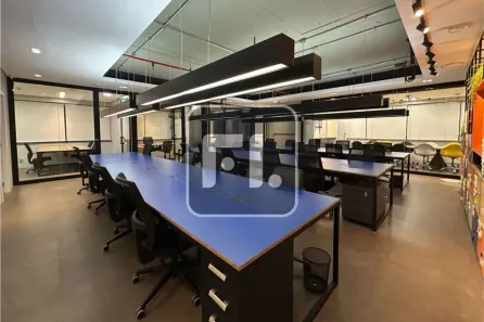 Sala Comercial à venda, 300m² no Cidade Monções, São Paulo