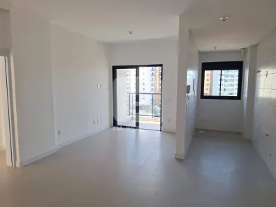Apartamento com 2 Quartos à venda, 70m² no Agronômica, Florianópolis
