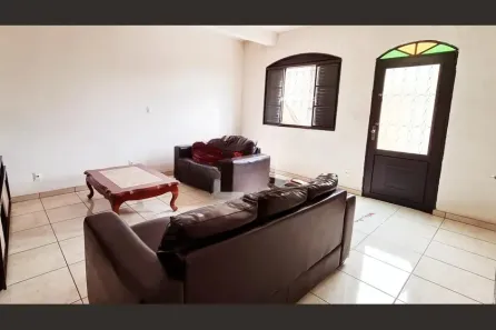 Casa com 3 Quartos à venda, 236m² no Alto Caiçaras, Belo Horizonte