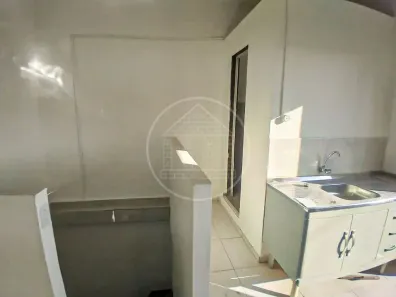 Kitnet com 1 Quarto para alugar, 30m² no Vila Santa Maria, São Paulo