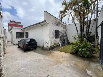 Imóvel Comercial com 3 Quartos para alugar, 215m² no Santa Efigênia, Belo Horizonte