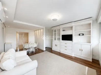 Apartamento com 3 Quartos para alugar, 120m² no Auxiliadora, Porto Alegre