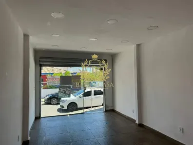 Ponto Comercial para alugar, 32m² no Novo Rio das Ostras, Rio das Ostras