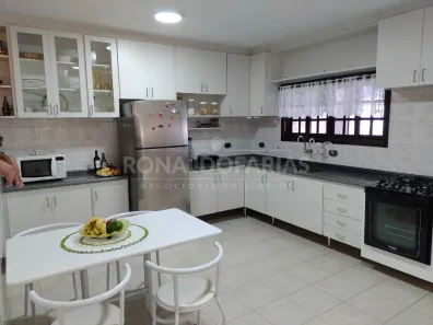 Sobrado com 3 Quartos à venda, 230m² no Parque América, São Paulo