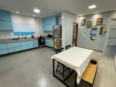 Casa com 2 Quartos à venda, 200m² no Sagrada Família, Belo Horizonte