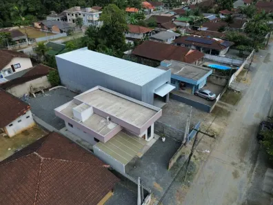 Galpão/Depósito/Armazém para alugar, 220m² no Zona Industrial Norte, Joinville