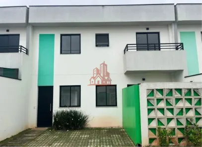 Casa com 2 Quartos para alugar, 67m² no Jardim Petrópolis, Cotia