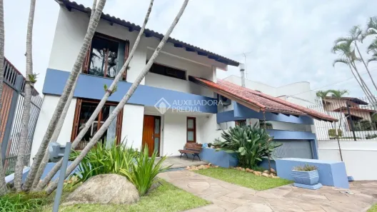 Casa com 3 Quartos à venda, 389m² no Boa Vista, Porto Alegre