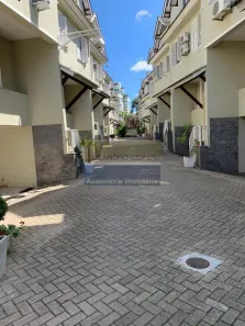 Casa de Condomínio com 3 Quartos à venda, 248m² no Vila Jardim, Porto Alegre