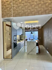Casa de Condomínio com 3 Quartos à venda, 182m² no Jardim Ipê, Goiânia