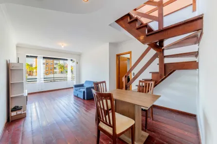 Cobertura com 2 Quartos para alugar, 120m² no Mont Serrat, Porto Alegre