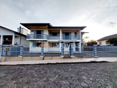 Casa com 6 Quartos para alugar, 248m² no Centro, Siderópolis