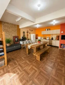 Casa com 5 Quartos à venda, 241m² no Vila Márcia, Cachoeirinha